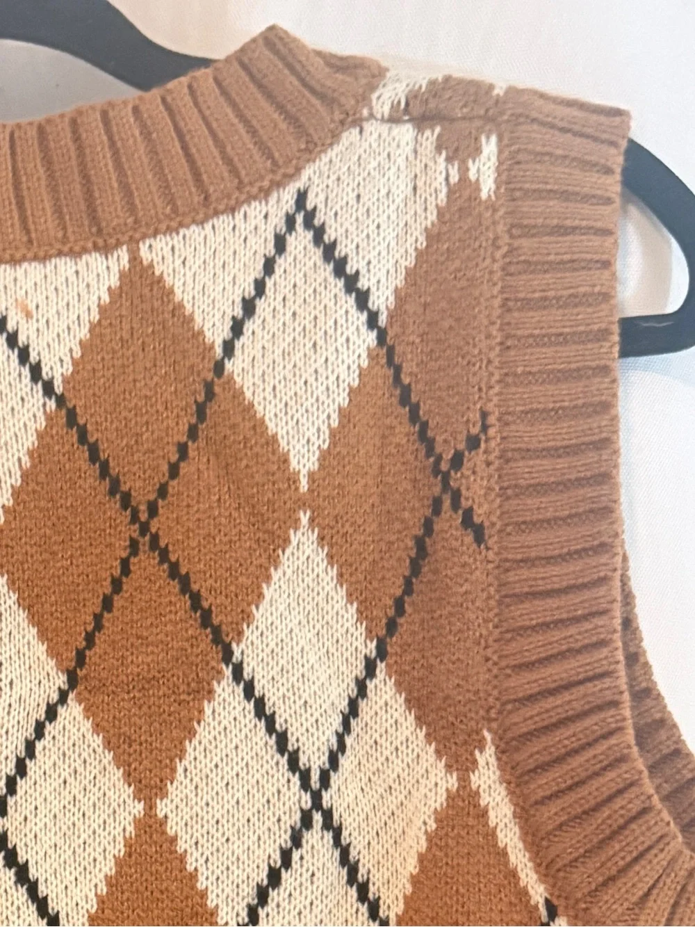 Rust Diamond Argyle Knit Sweater Vest - Size L